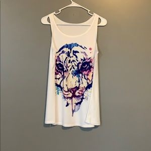 3 for 15 💕 White silky Tiger swing tank 🐅